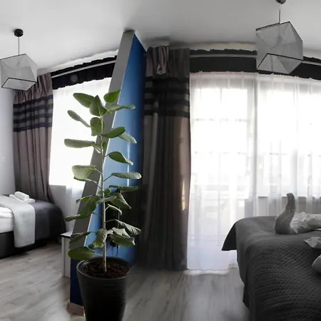 Polmedica Odkryta Varsóvia